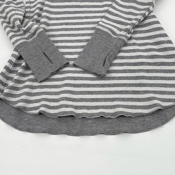 Lululemon Open Your Heart Reversible Long Sleeve Comfy Top Grey Size 4 - Picture 5 of 12